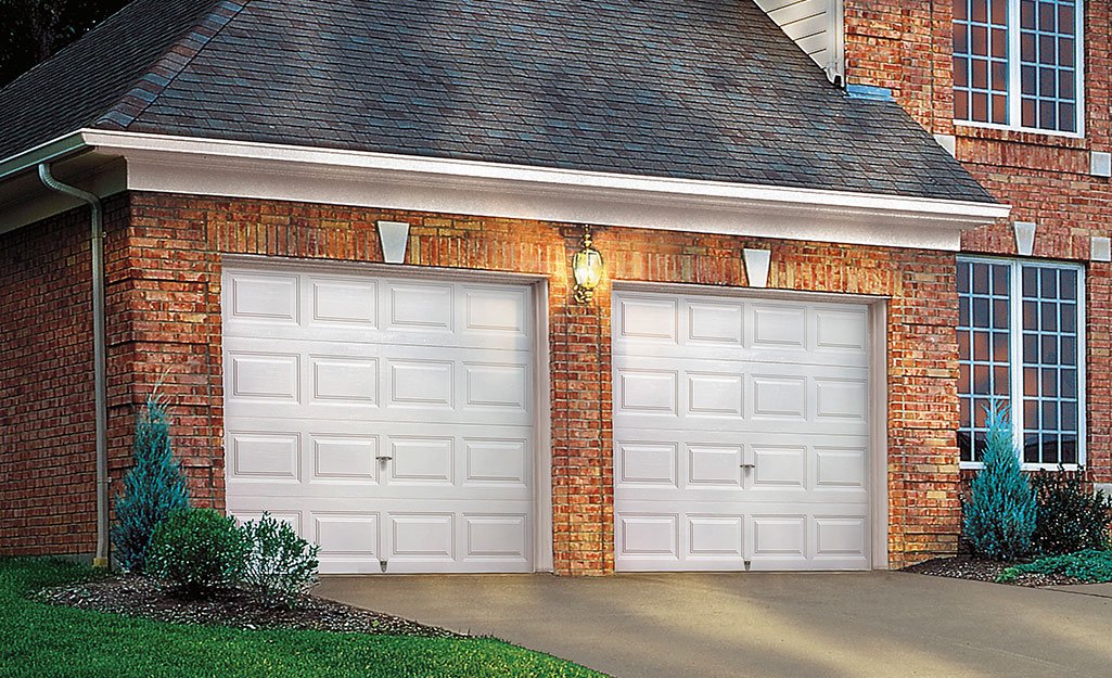 Traditional garage door repair